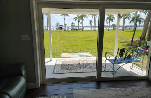 Bradenton Apartment | Manatee River Bungalow