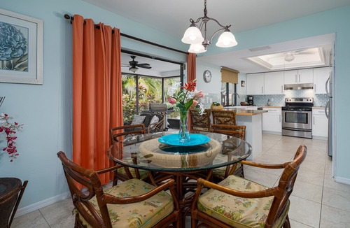 Bonita Springs House | Mango Bungalow -Tropical Paradise private pool, beach, shopping, dining awaits