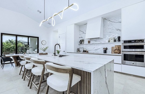 Naples Park House | Maple Shore Homes Welcomes you to Modern Oasis Naples Park!