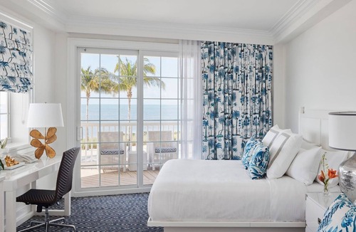 Florida Keys Hotel | Marathon Oceanfront Room | 2Queens + Spa-Like Bath
