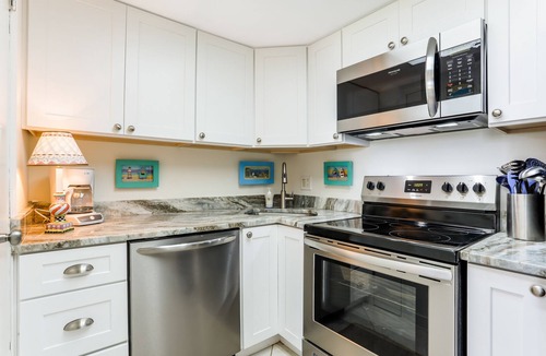 Marco Island Condo | Marco Island beachfront walk-out unit!
