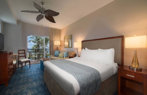 Palm Beach Shores Resort | Marriott Ocean Pointe Resort - Studio Unit Sleeps 4