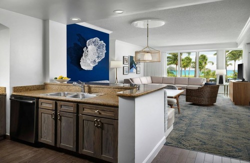 Palm Beach Shores Resort | Marriott's Ocean Pointe 2 Bedroom Oceanfront