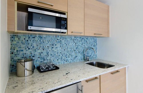 South Beach Resort | Marriott's Vacation Club Pulse, South Beach Studio , King