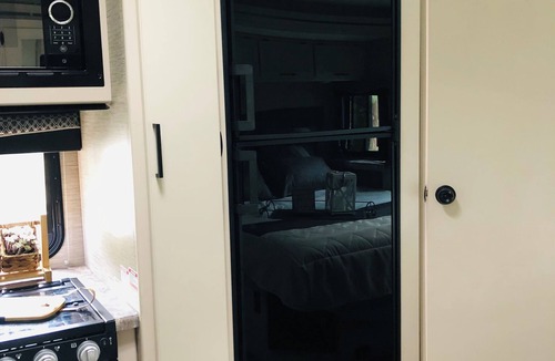 Myakka City House | Marvelous 3-bedroom Recreation Vehicle in Myakka City-Delivery Available