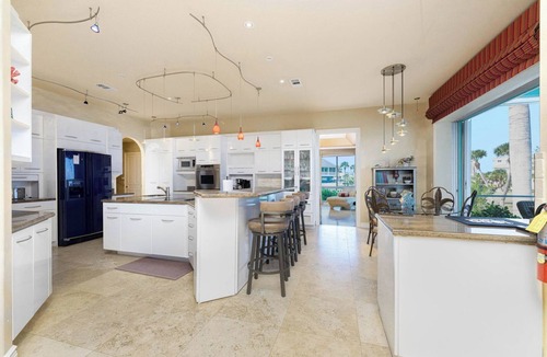 Englewood House | Mermaid on the Rocks