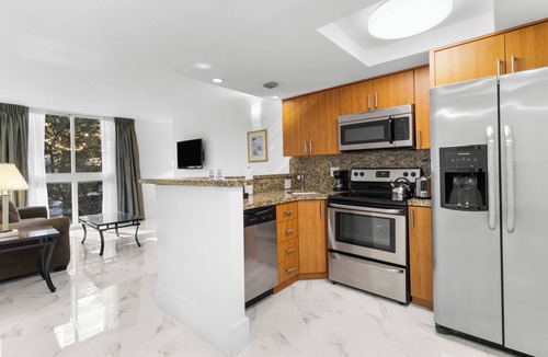 Coconut Grove Apartment | Miami Stay w/Pool & Gym Access | Miami International Airport - 7 miles