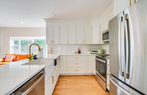 Lakeland House | Mid-Century Lakeland Home w/Game Room!