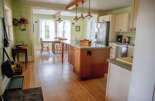 Canton Other | Minutes from SLU, Clarkson, & SUNY schools. 4-bd Family Friendly Farmhouse