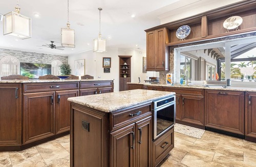 Yacht Club House | Miramar Mansion - Spacious 5BD,5BA w Pool & Canal