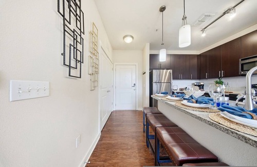 Courier City - Oscawana Apartment | Modern 2BR w/Pool + Pet-Friendly | Unit #19
