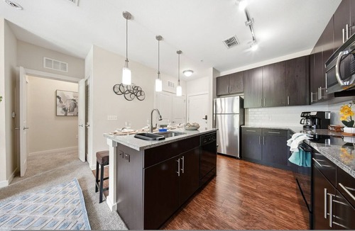 Courier City - Oscawana Apartment | Modern 2BR w/Pool | Pet-Friendly | Unit #17