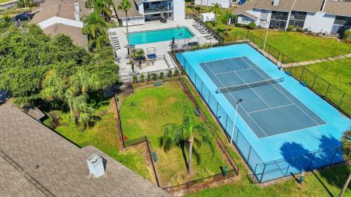Town N County Park Apartment | Modern 2BR2BA w King Bed, Pool Gym #10