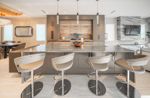 Gillespie Park House | Modern 3BR Home Luxury finishes