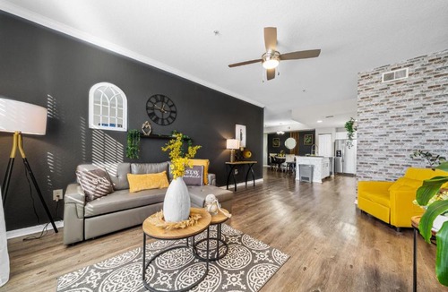 Westchase Apartment | Modern 3BR2BA Pools, Gym Near Airport #5