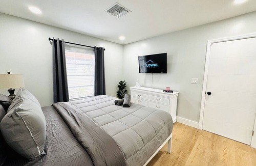 Lake Ridge Apartment | Modern, Affordable & Stylish 1 Bed APT