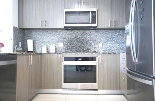 Doral Apartment | Modern Apartment in DownT Doral