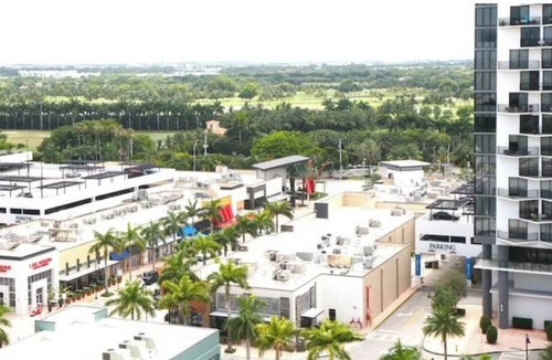Doral Apartment | Modern Apartment in DownT Doral