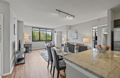 White Plains Apartment | Modern Apt with Kitchen and Gym