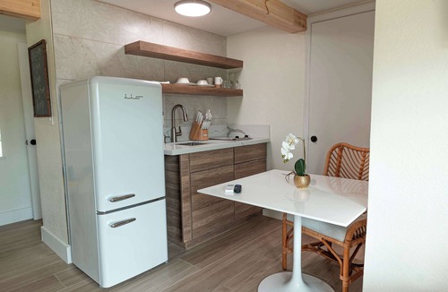 Fort Pierce Shores House | Modern Coastal Bungalow w/Patio & Full Kitchen