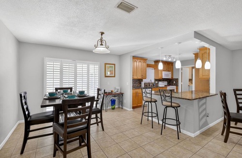 Eisenhower House | Modern Executive Stay at 211 South Lake Drive – Lehigh Acres, FL