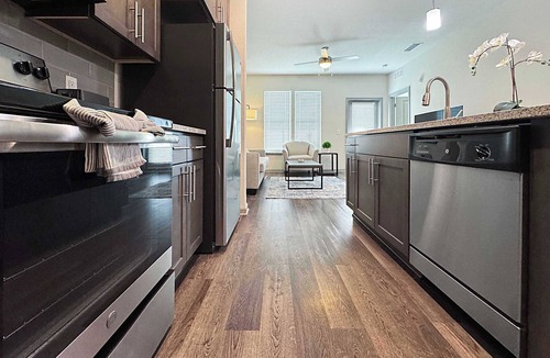 Clearwater Apartment | Modern Luxury 1BR Retreat in Clearwater