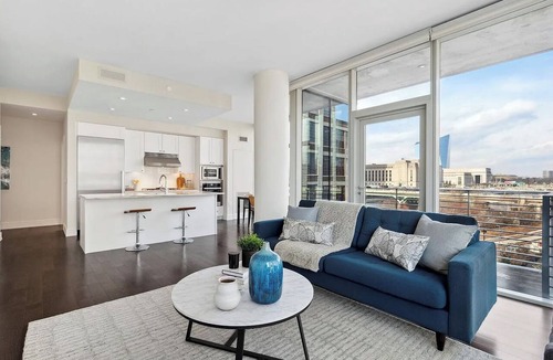 Queens Apartment | Modern NYC Luxury Escape Near Manhattan & Airports Rooftop Views