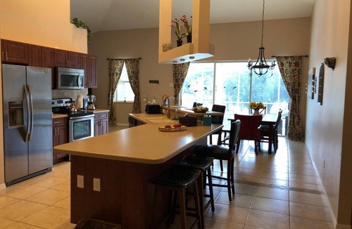 Lehigh Acres House | Modern Pool Home in a quiet Neighborhood
