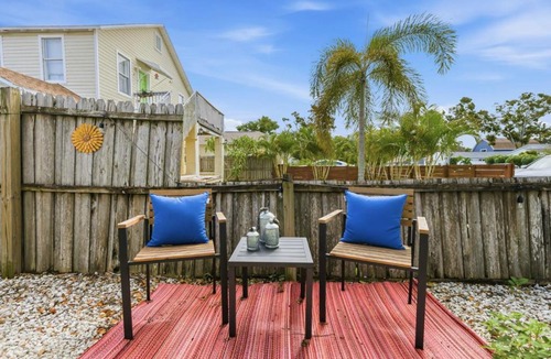 St. Petersburg Apartment | Modern Studio Balcony Pet Friendly