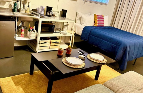 Downtown Zephyrhills Apartment | Modern Studio w/Private Bath, Fast Wi-Fi, Laundry
