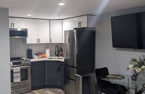 Canarsie Apartment | Modern Unit in Paerdegat/Canarsie section of Brooklyn