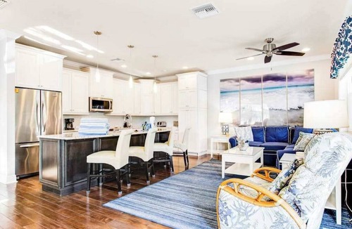 Holmes Beach Villa | Modern villa home near Gulf beaches with private heated pool & WiFi