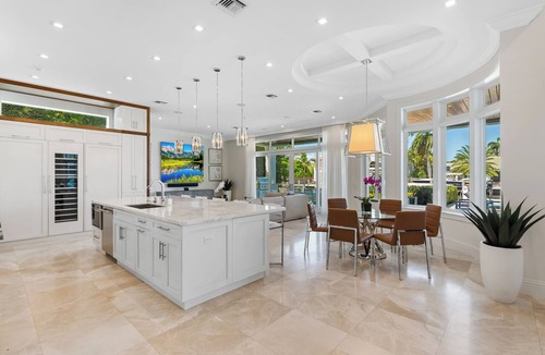Coral Ridge House | Modern Waterfront Villa