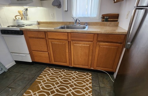 Laurel Cottage | Moon Dreams Cottage 1.7 mi to Nokomis Beach