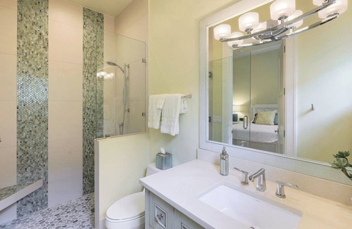 Moorings House | Moorings - William Raveis Rentals