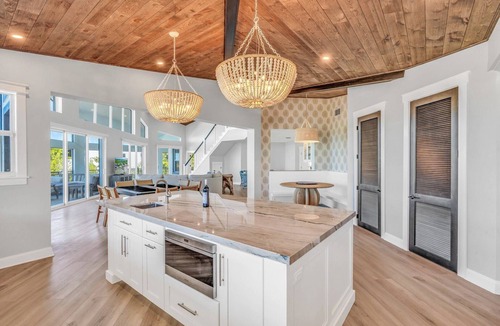 Marathon House | Morton Manor - Main House - 5bed/4.5bath single family home with private pool, dockage, pickleball court, putting green & more