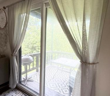 Vernon Apartment | Mountain Creek Condo - Waterpark - Ski Resort