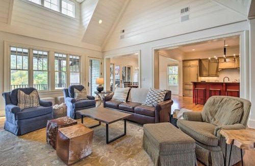 Mill Spring House | Mountain Views! Home in Bright's Creek Golf Club