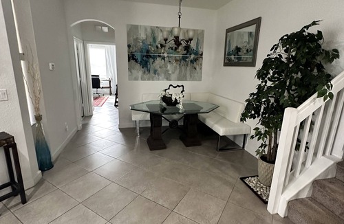Hunt Club House | Move-in ready townhouse in sought-after Charleston Commons gated community.