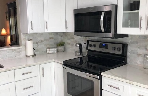 Central Naples Condo | Naples Bath and Tennis Club-Sanchez Tennis Academy