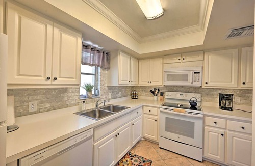 Central Naples Condo | Naples Condo w/Enclosed Balcony & Lake Views!
