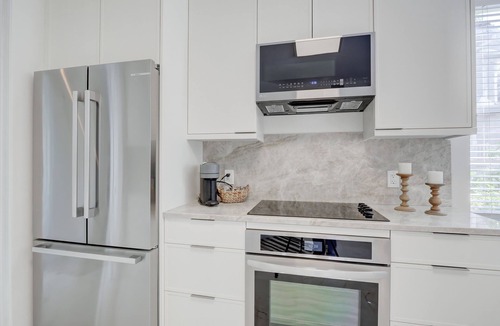 North Naples Condo | NAPLES DESIGNER VILLA RETREAT STEPS FROM MERCATO