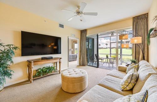 Naples House | Naples Resort Condo on 2 Championship Golf Courses