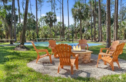 Naples House | Naples Retreat – Family Oasis