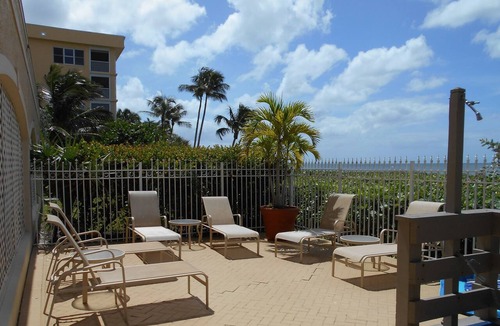 Vanderbilt Beach Condo | Naples Vanderbilt Beachfront Luxury -Gorgeous ! 14 days ok