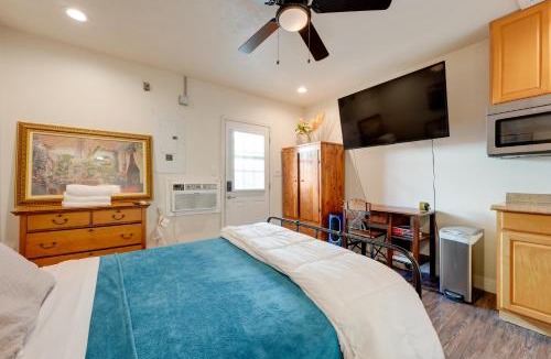 Palm Harbor Apartment | Near Fishing: Palm Harbor Studio w/Pool Access!