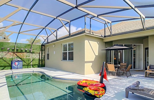 Davenport House | Neverland Luxury Vacation Pool Villa - 15Mil To Disney World