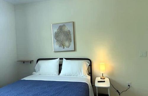 Bonita Shores Hotel | NEW Cozy Beach Retreat Studio
