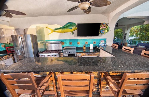 Marathon Villa | New Florida Keys Vacation Rentals- Beach House on Sombrero Beach Dock Pool 6 bed