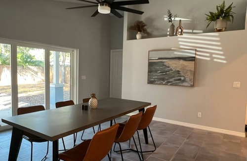Indian Beach Sapphire Shores House | New! Fully Renovated Sarasota Home
